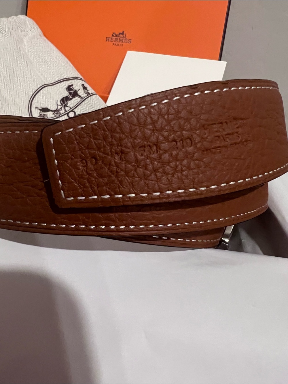 Hermes Brown/ Black Reversible Leather H-Buckle Belt size 90 - Picture 2 of 12